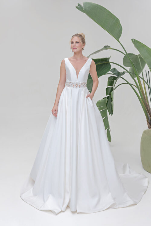 Amera Vera Kollektion 2025 Brautkleid B2501 (1) Juno das Hochzeitshaus Brautmode Meinersen Wolfsburg Gifhorn