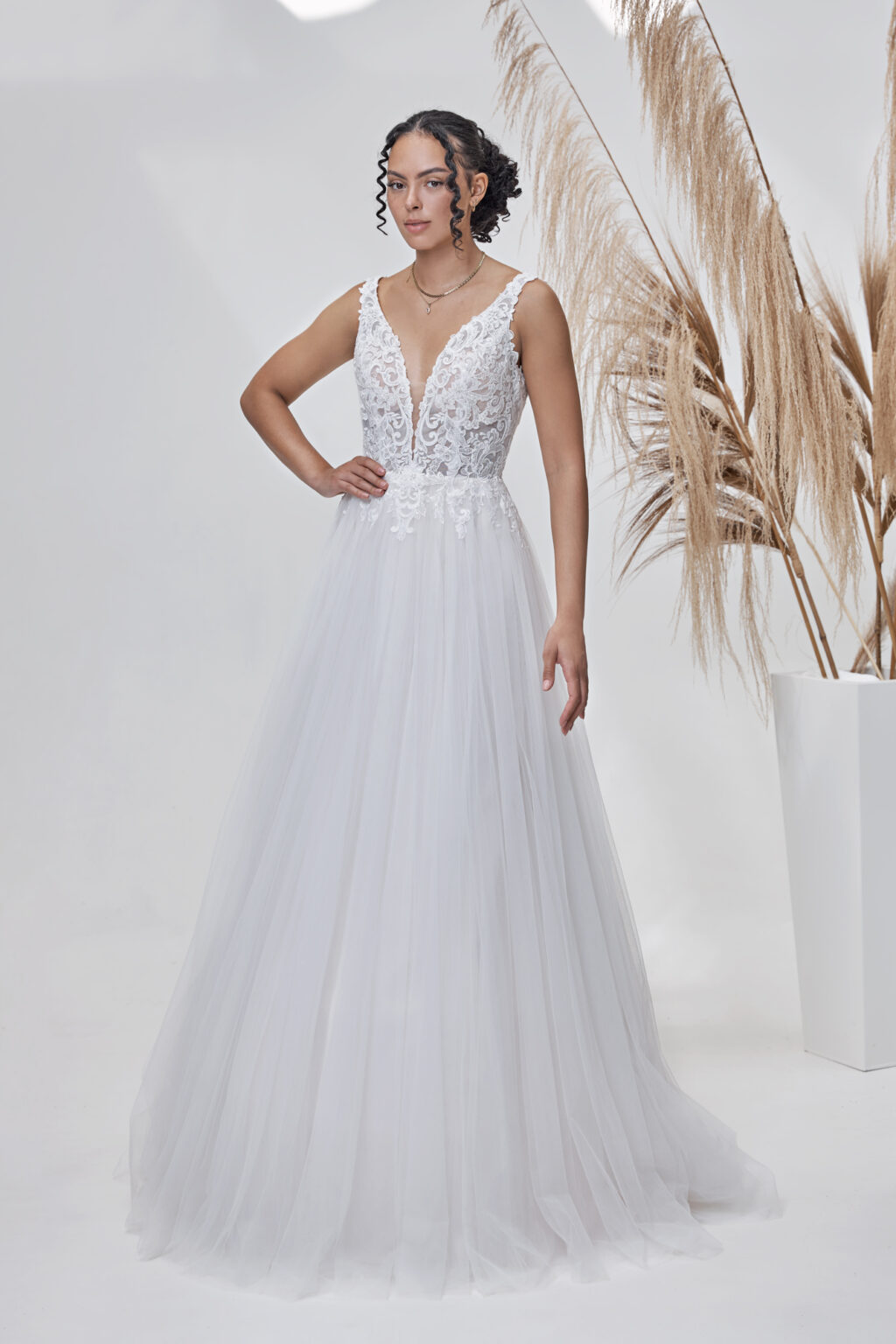 Lignesse by Lohrengel Kollektion 2025 Brautkleid LB260 1 ivory Juno das Hochzeitshaus Meinersen bei Braunschweig Wolfsburg