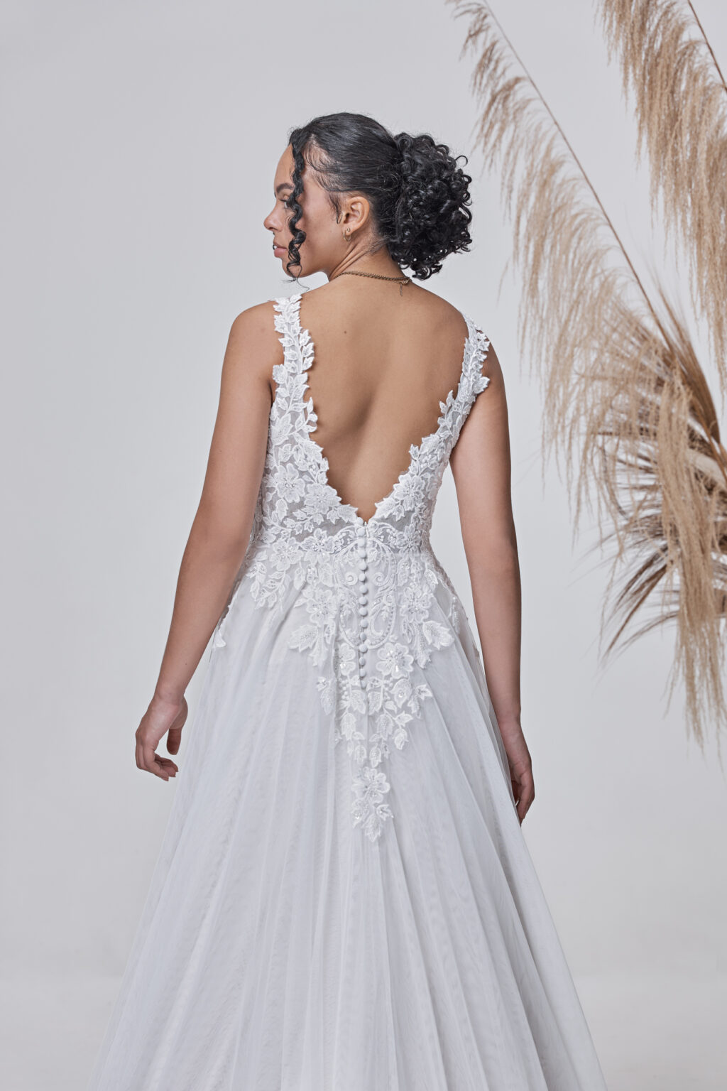 Lohrengel Light Kollektion 2025 Standesamtkleid LB322 3 Juno das Hochzeitshaus Hochzeitsmode Meinersen Wolfsburg Gifhorn