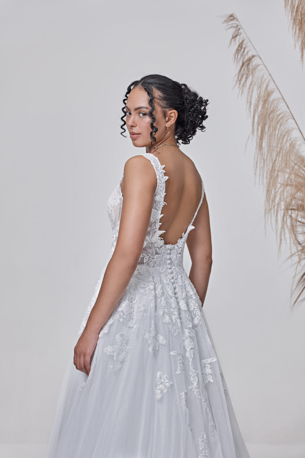 Lohrengel Light Kollektion 2025 Standesamtkleid LB323 4 Juno das Hochzeitshaus Hochzeitsmode Meinersen Wolfsburg Gifhorn