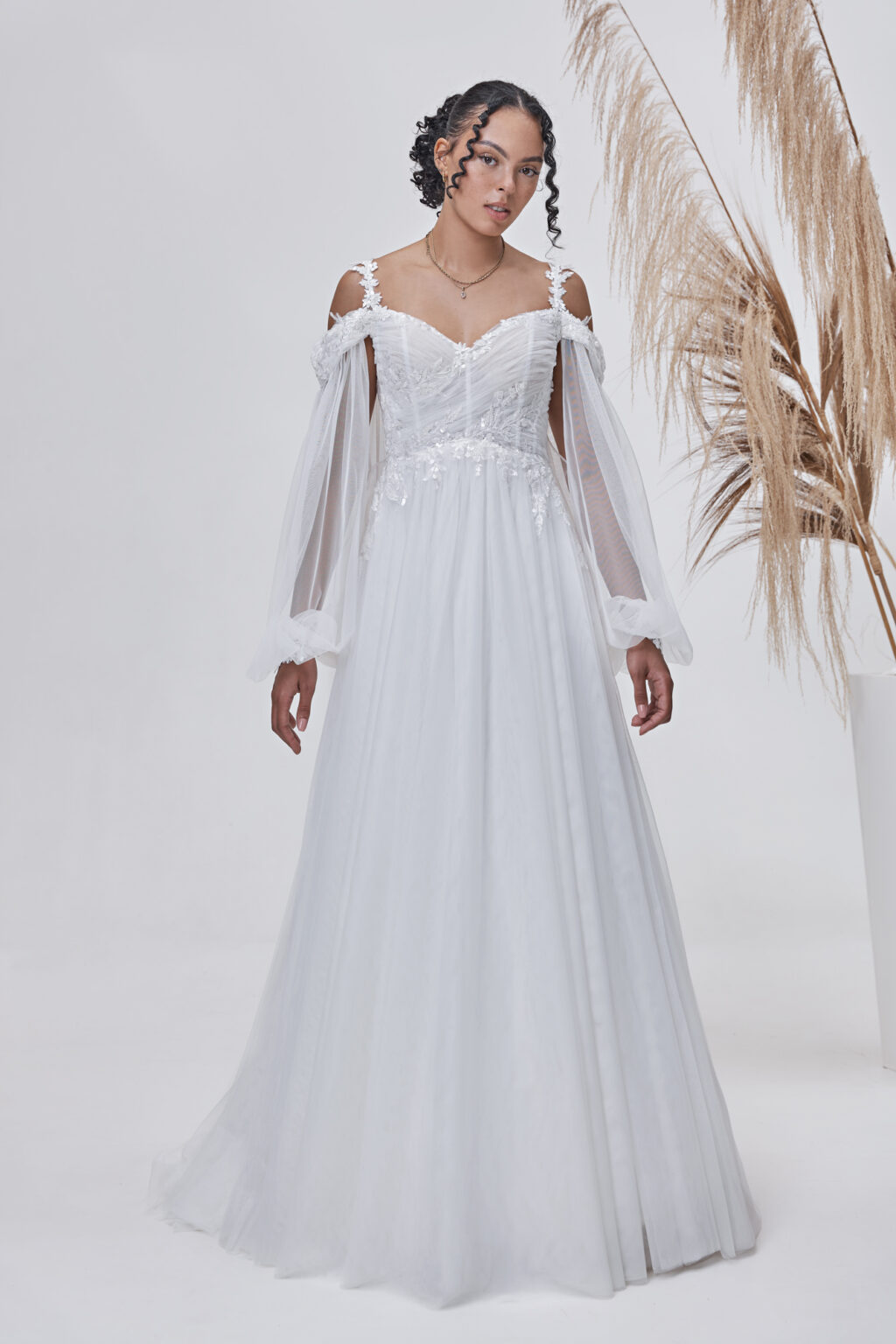 Lohrengel Light Kollektion 2025 Standesamtkleid LB325 1 Juno das Hochzeitshaus Hochzeitsmode Meinersen Wolfsburg Gifhorn