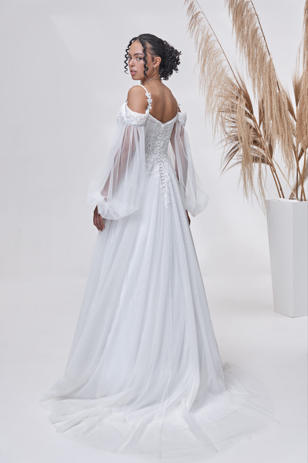 Lohrengel Light Kollektion 2025 Standesamtkleid LB325 3 Juno das Hochzeitshaus Hochzeitsmode Meinersen Wolfsburg Gifhorn