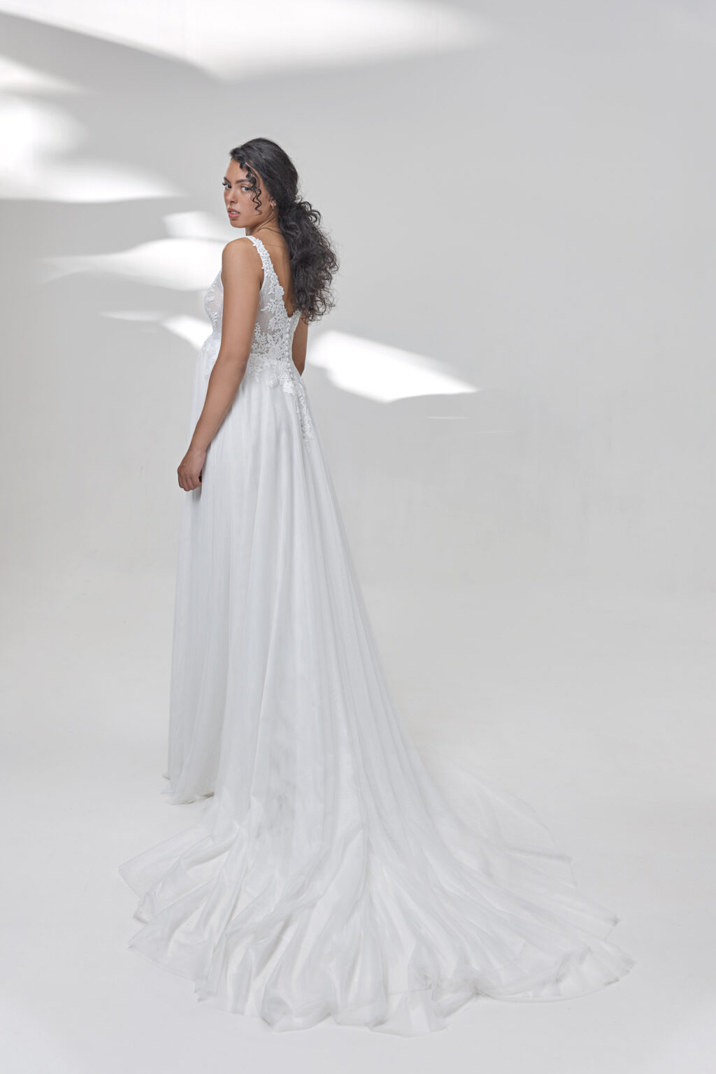 Lohrengel Light Kollektion 2025 Standesamtkleid LBS04 3 Juno das Hochzeitshaus Hochzeitsmode Meinersen Wolfsburg Gifhorn