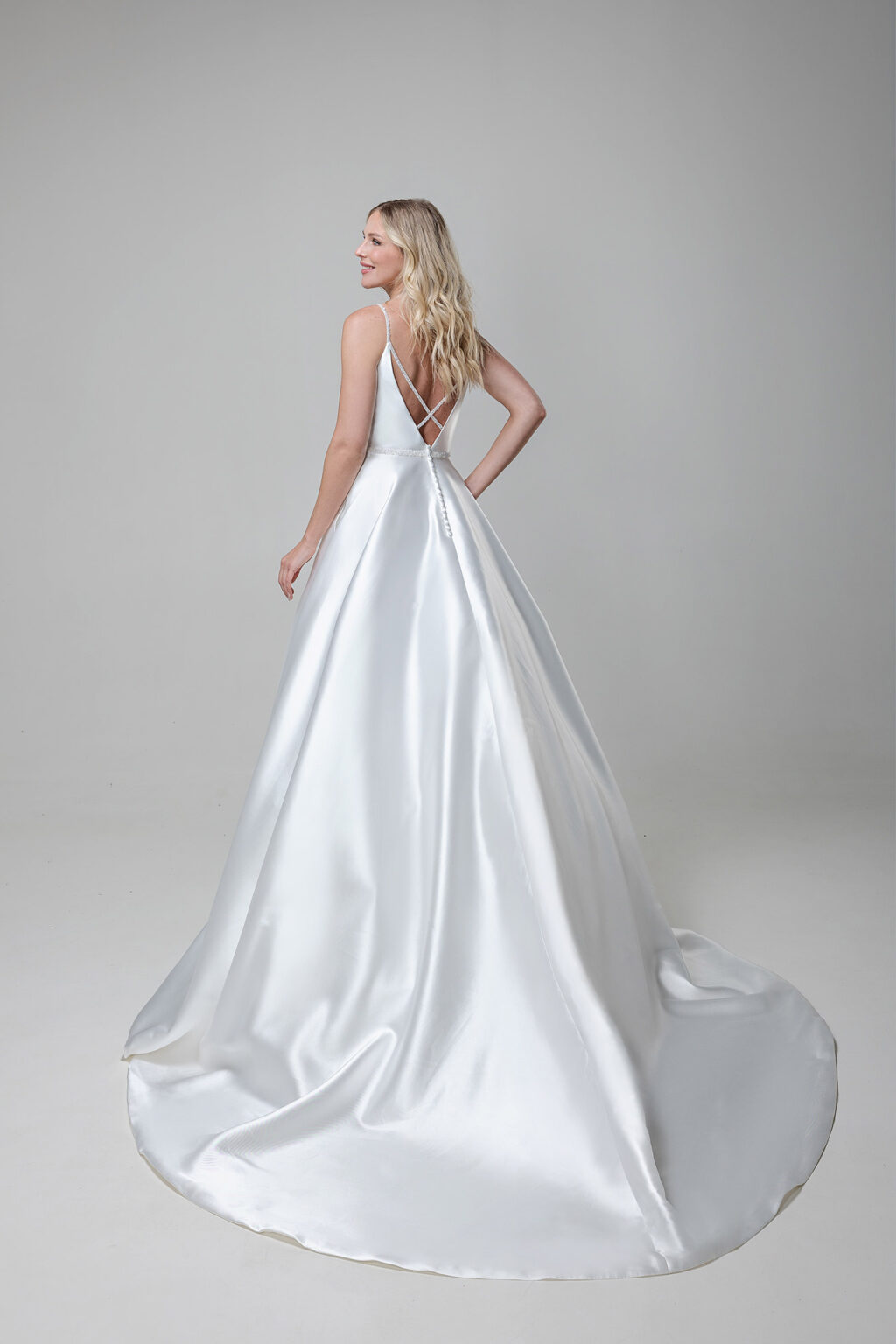 Miss Beautiful Bride Kollektion 2025 Brautkleid MGB152 (7) Juno das Hochzeitshaus Brautmode Meinersen Wolfsburg Gifhorn