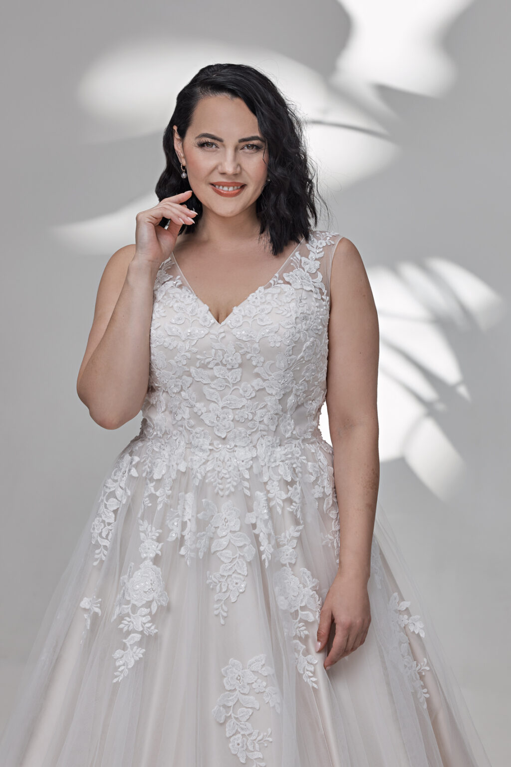 Molly Monroe by Lohrengel Kollektion 2025 Curvy Brautkleid LB505 8 Plus Size Brautkleid Juno das Hochzeitshaus Meinersen bei Braunschweig Wolfsburg