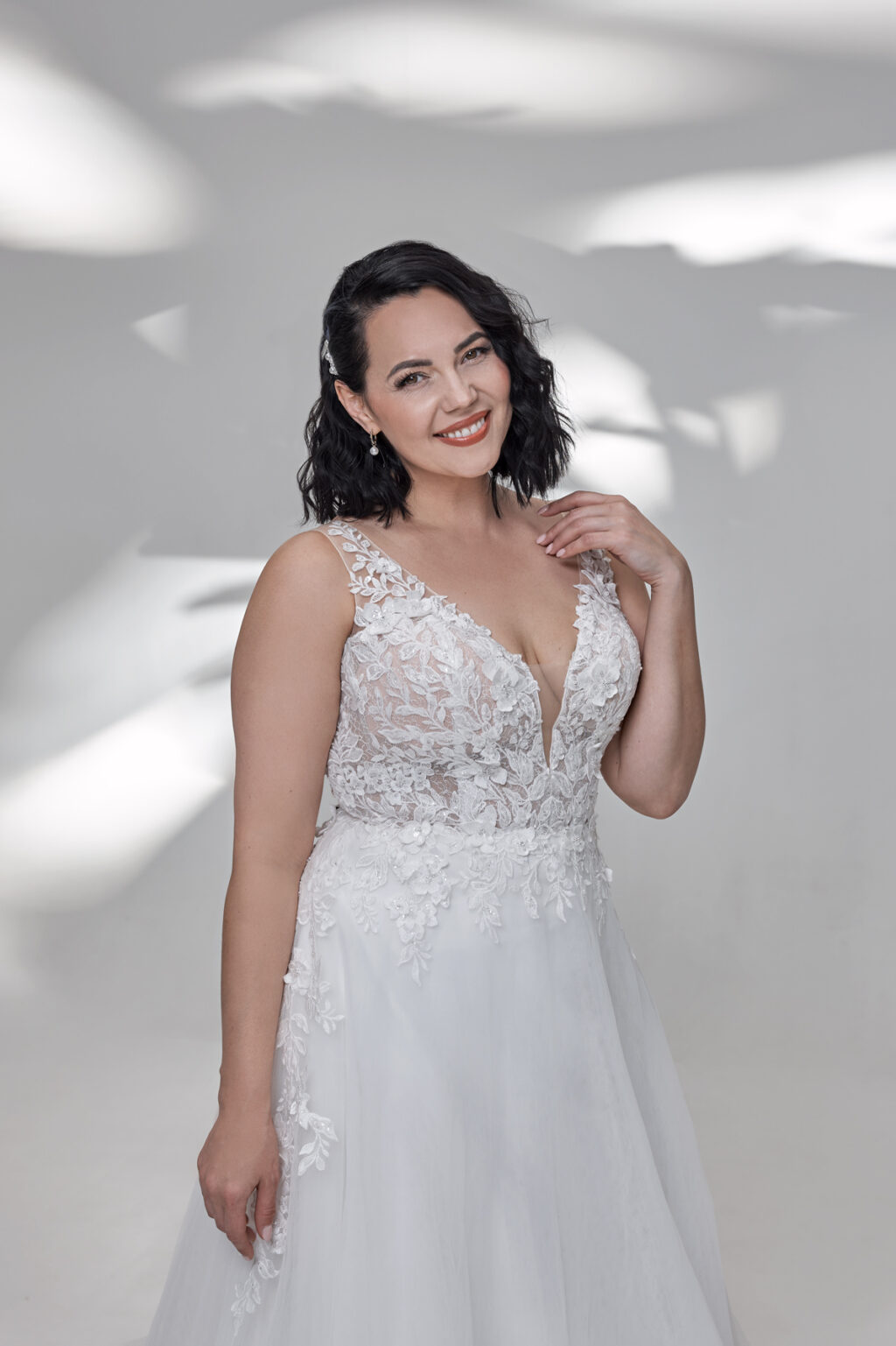 Molly Monroe by Lohrengel Kollektion 2025 Curvy Brautkleid LB514 2 Plus Size Brautkleid Juno das Hochzeitshaus Meinersen bei Braunschweig Wolfsburg