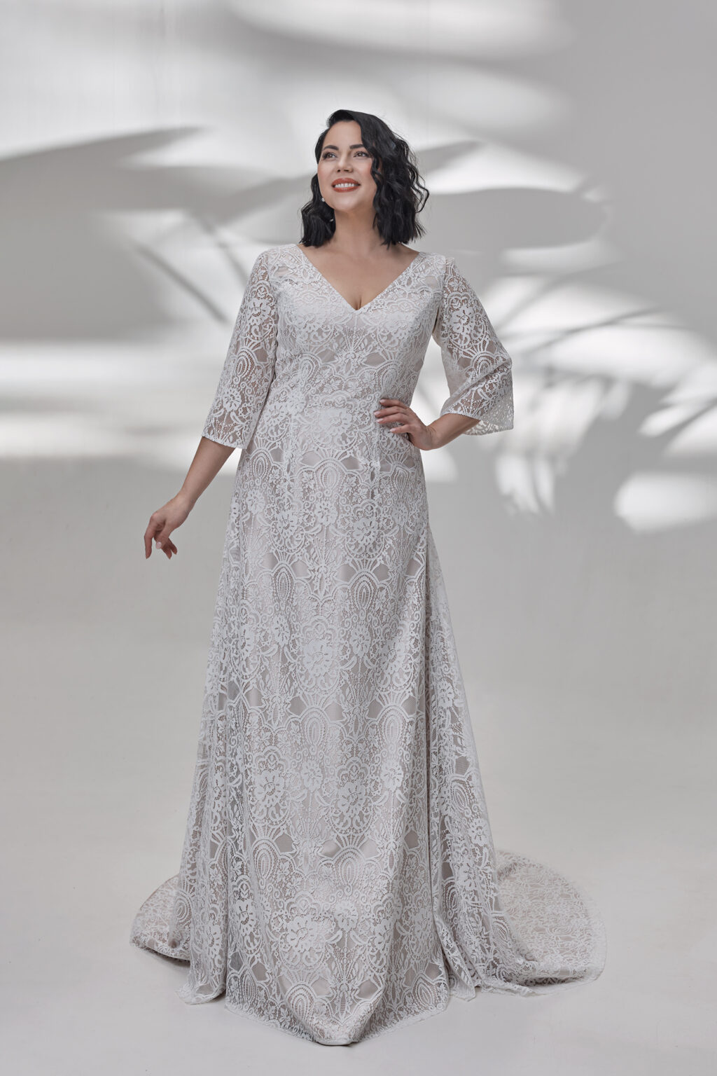 Molly Monroe by Lohrengel Kollektion 2025 Curvy Brautkleid LB528 1 Plus Size Brautkleid Juno das Hochzeitshaus Meinersen bei Braunschweig Wolfsburg