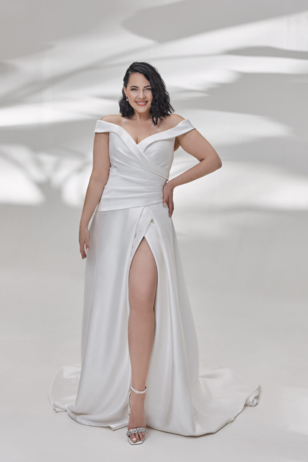 Molly Monroe by Lohrengel Kollektion 2025 Curvy Brautkleid LB529 1 Plus Size Brautkleid Juno das Hochzeitshaus Meinersen bei Braunschweig Wolfsburg