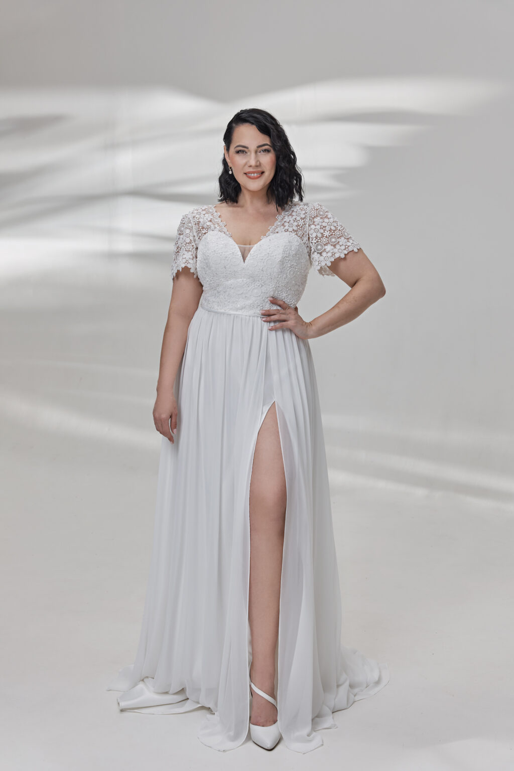 Molly Monroe by Lohrengel Kollektion 2025 Curvy Brautkleid LB535 1 Plus Size Brautkleid Juno das Hochzeitshaus Meinersen bei Braunschweig Wolfsburg