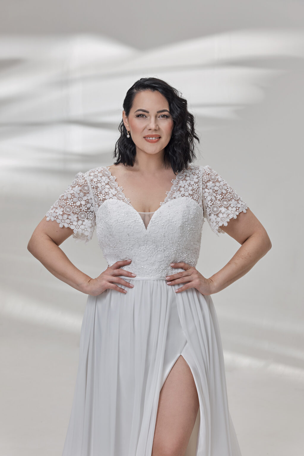 Molly Monroe by Lohrengel Kollektion 2025 Curvy Brautkleid LB535 2 Plus Size Brautkleid Juno das Hochzeitshaus Meinersen bei Braunschweig Wolfsburg